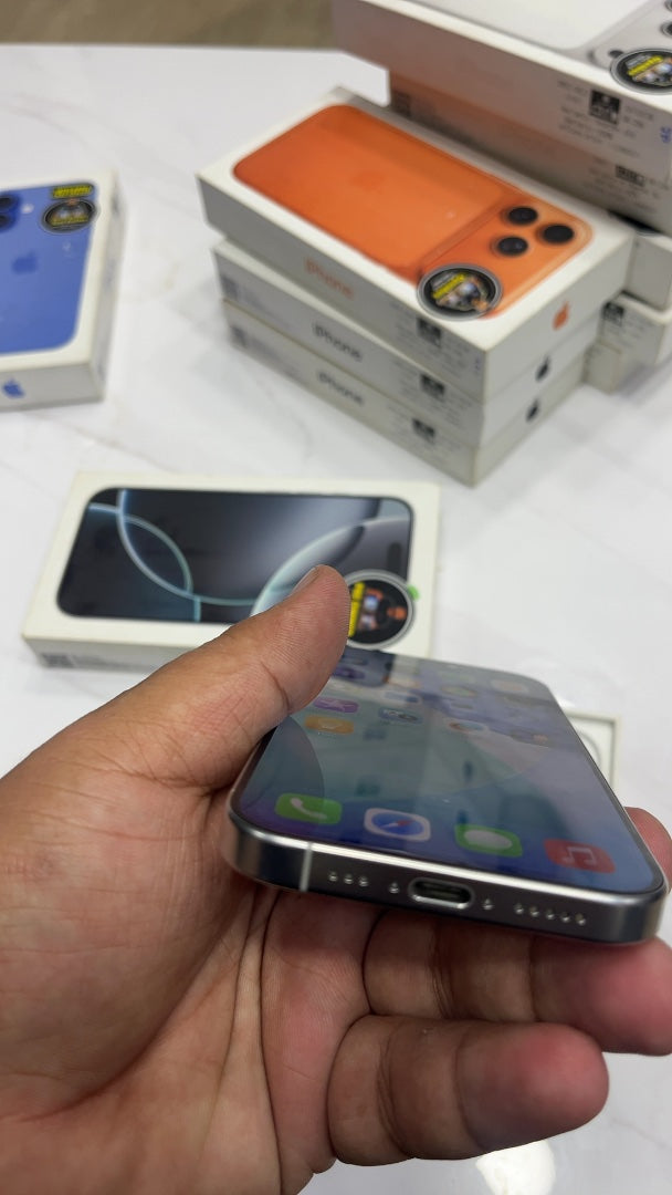 iPhone 16 Pro (White Titanium, Pre-loved)