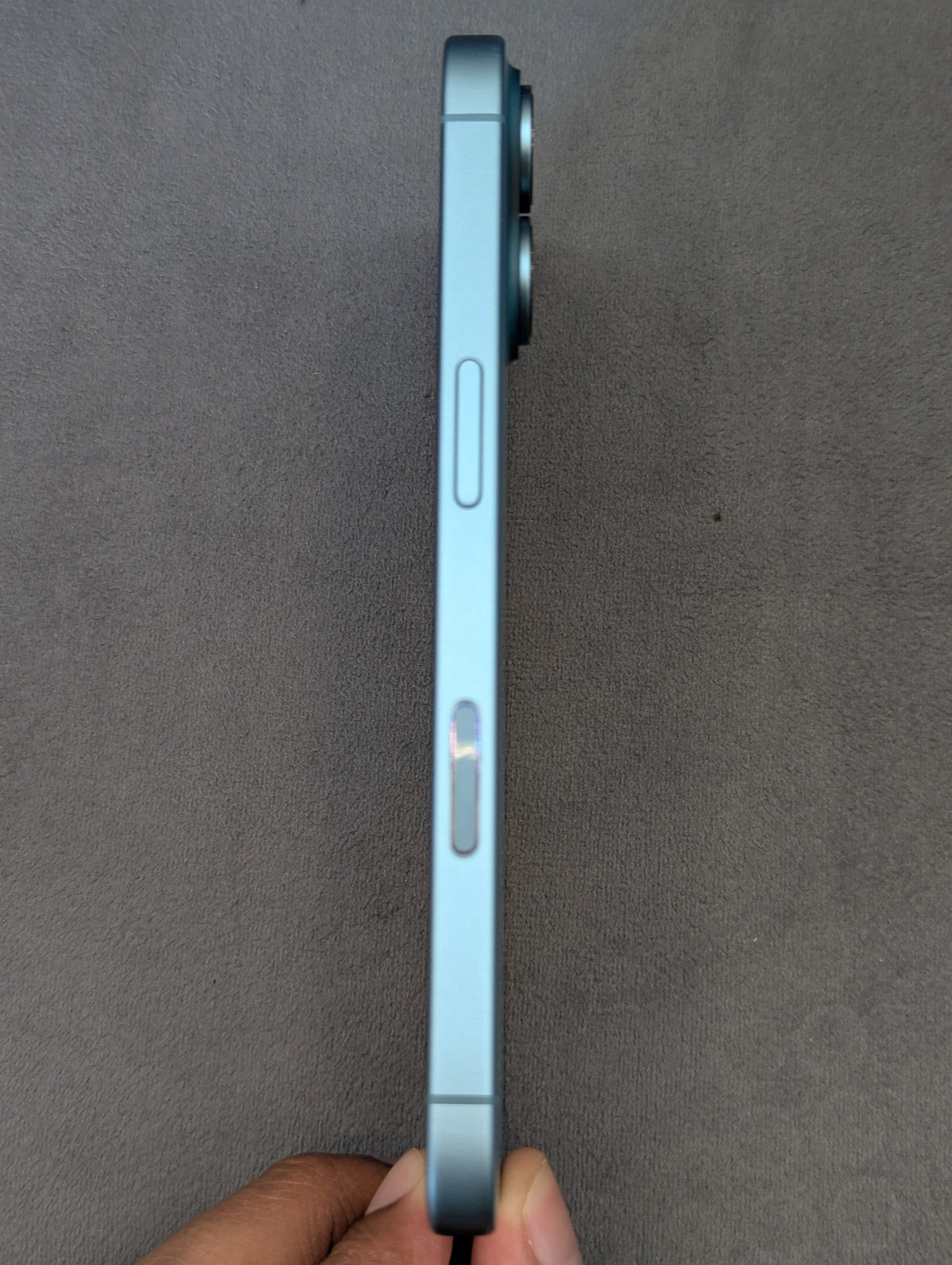 iPhone 16 (Teal, Pre-loved)