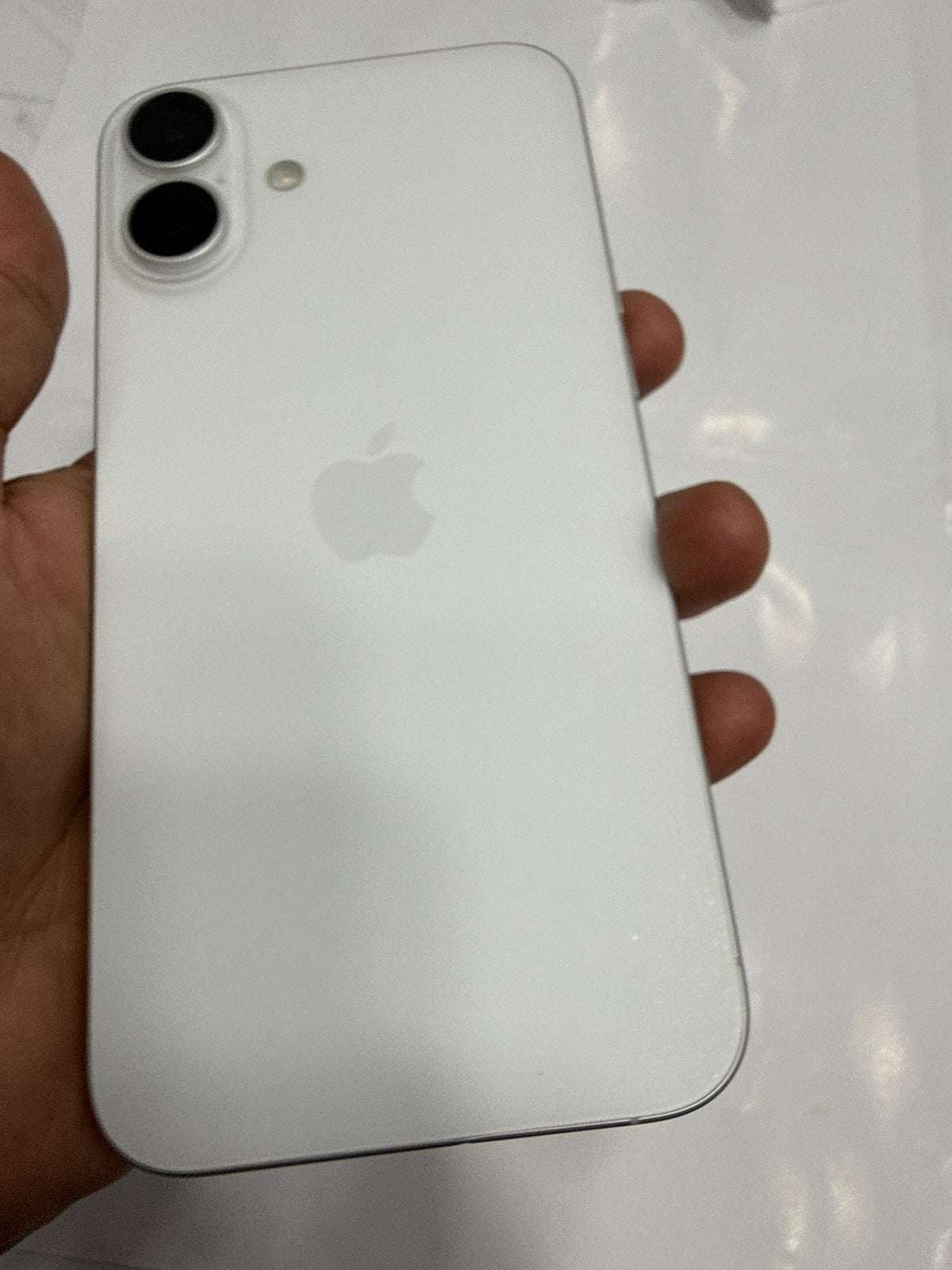 iPhone 16 Plus 256 GB White
