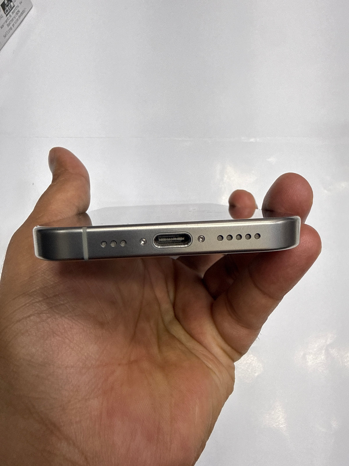 iPhone 16 Pro 256 GB Natural Titanium