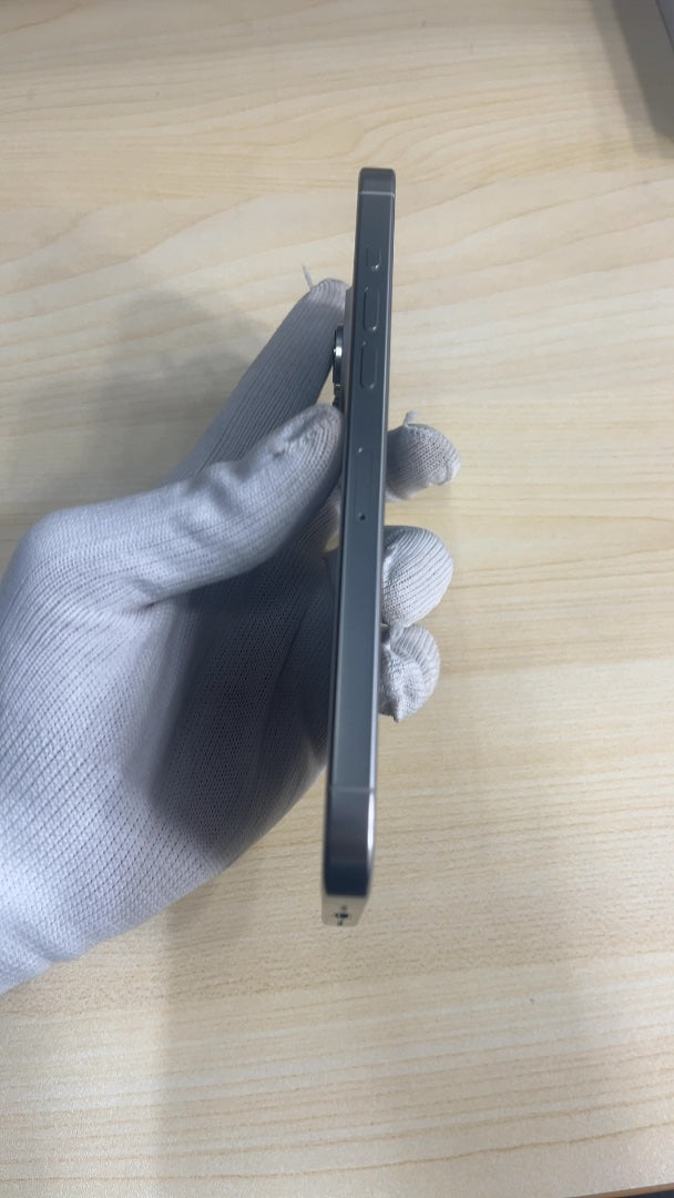 iPhone 16 Pro Max (White Titanium, Pre-loved)