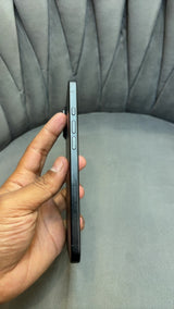 iPhone 16 Plus (Black, Pre-loved)