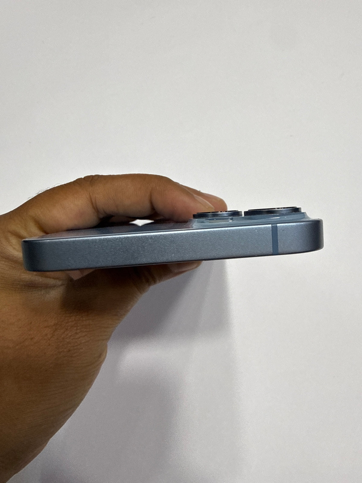 iPhone 14 Plus (Blue, Pre-loved)