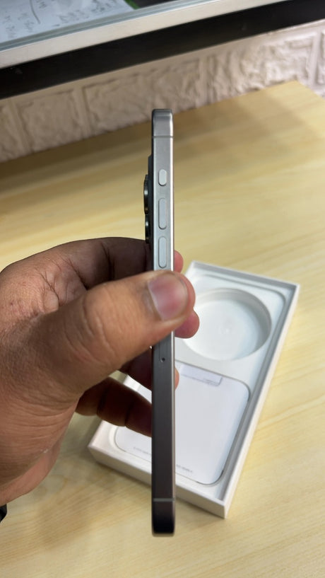 iPhone 15 Pro Max (Natural Titanium, Pre-loved)