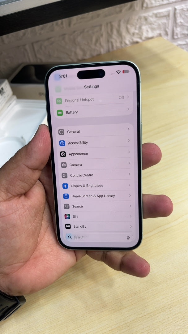 iPhone 15 (Green, Pre-loved)