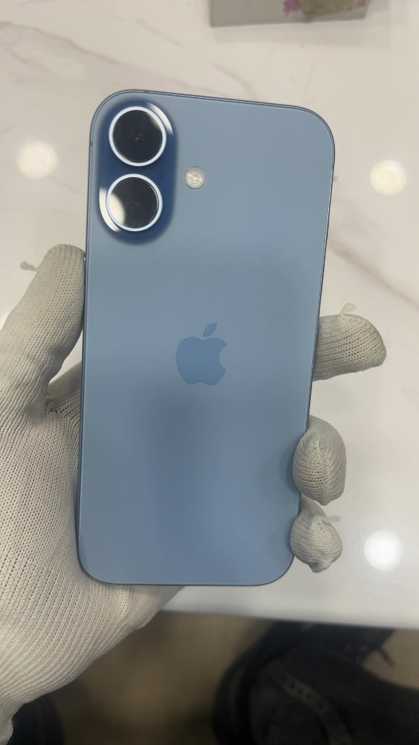iPhone 17 (Mist Blue, Pre-loved)