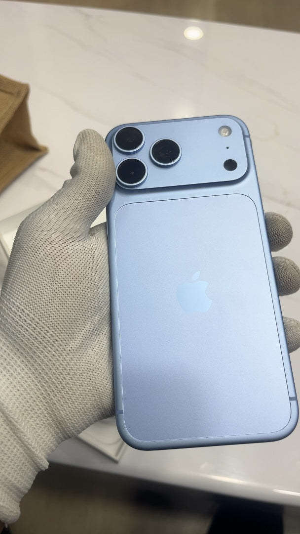 iPhone 18 Pro Max (Glacier, Pre-loved)