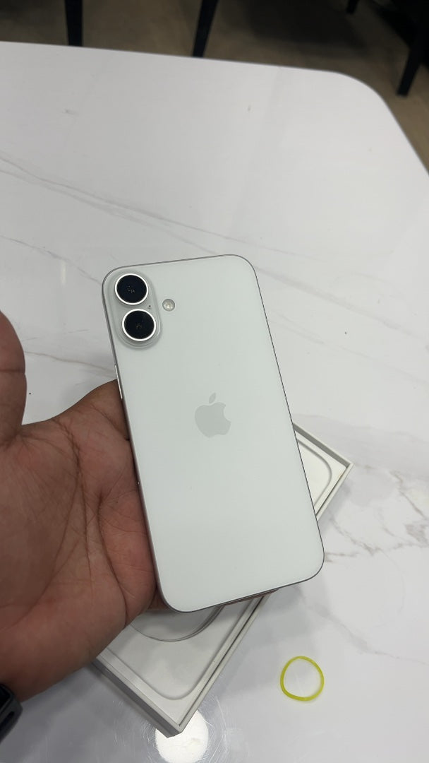 iPhone 16 Plus (White, Pre-loved)