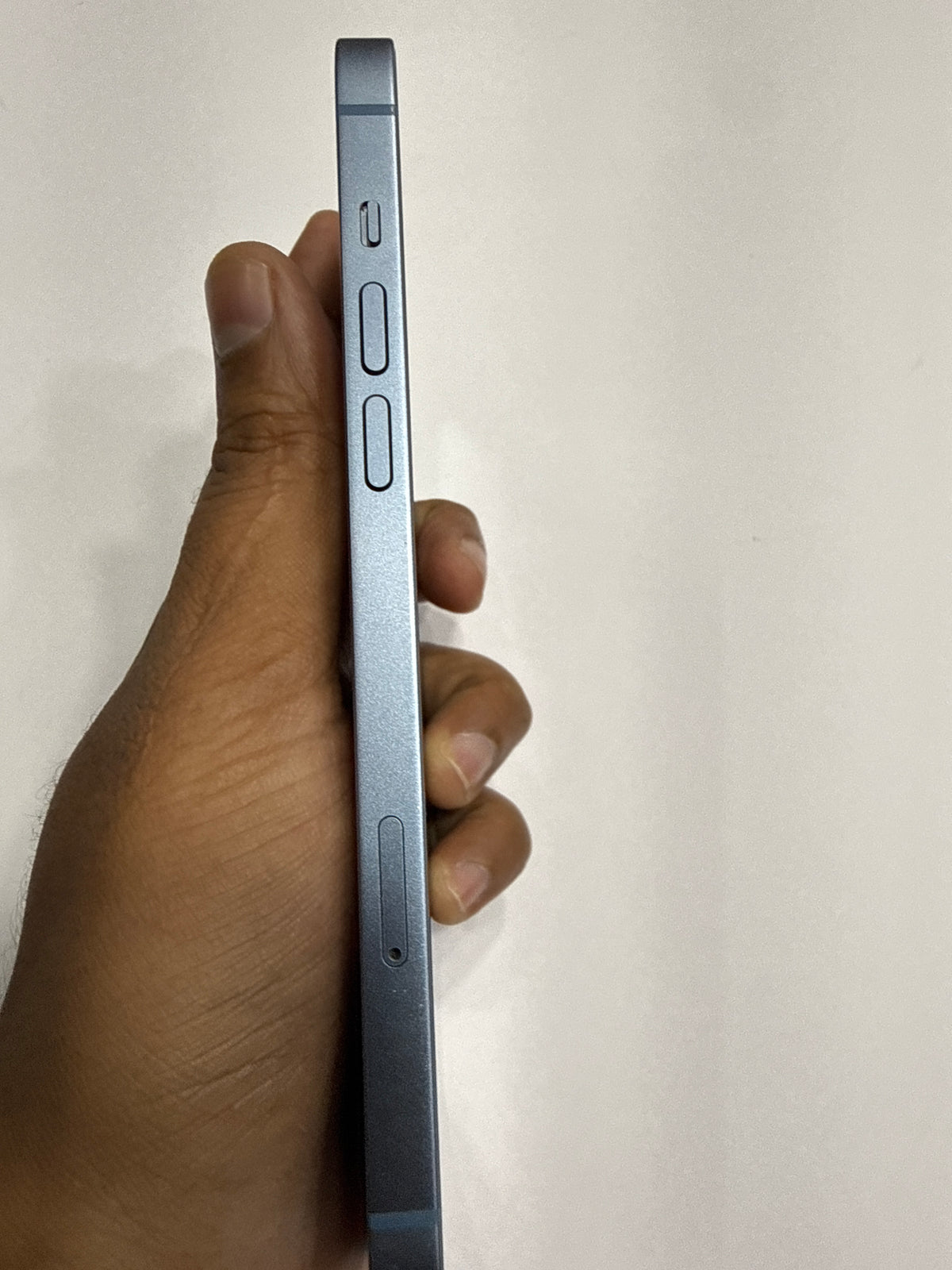 iPhone 14 Plus (Blue, Pre-loved)