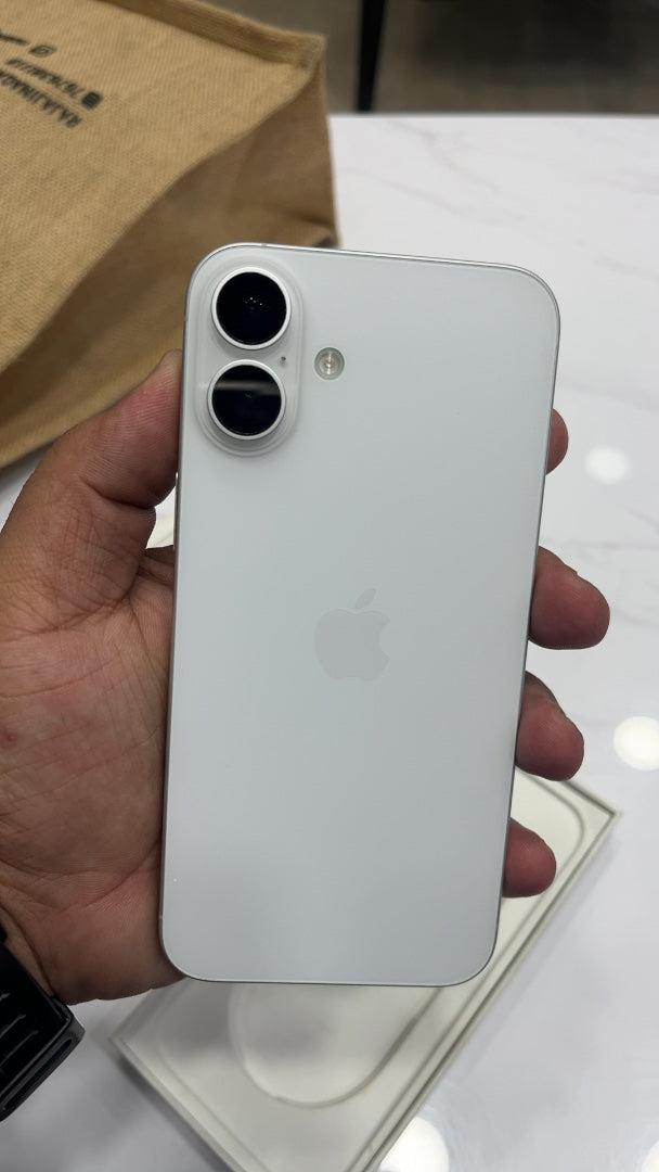 iPhone 16 Plus (White, Pre-loved)