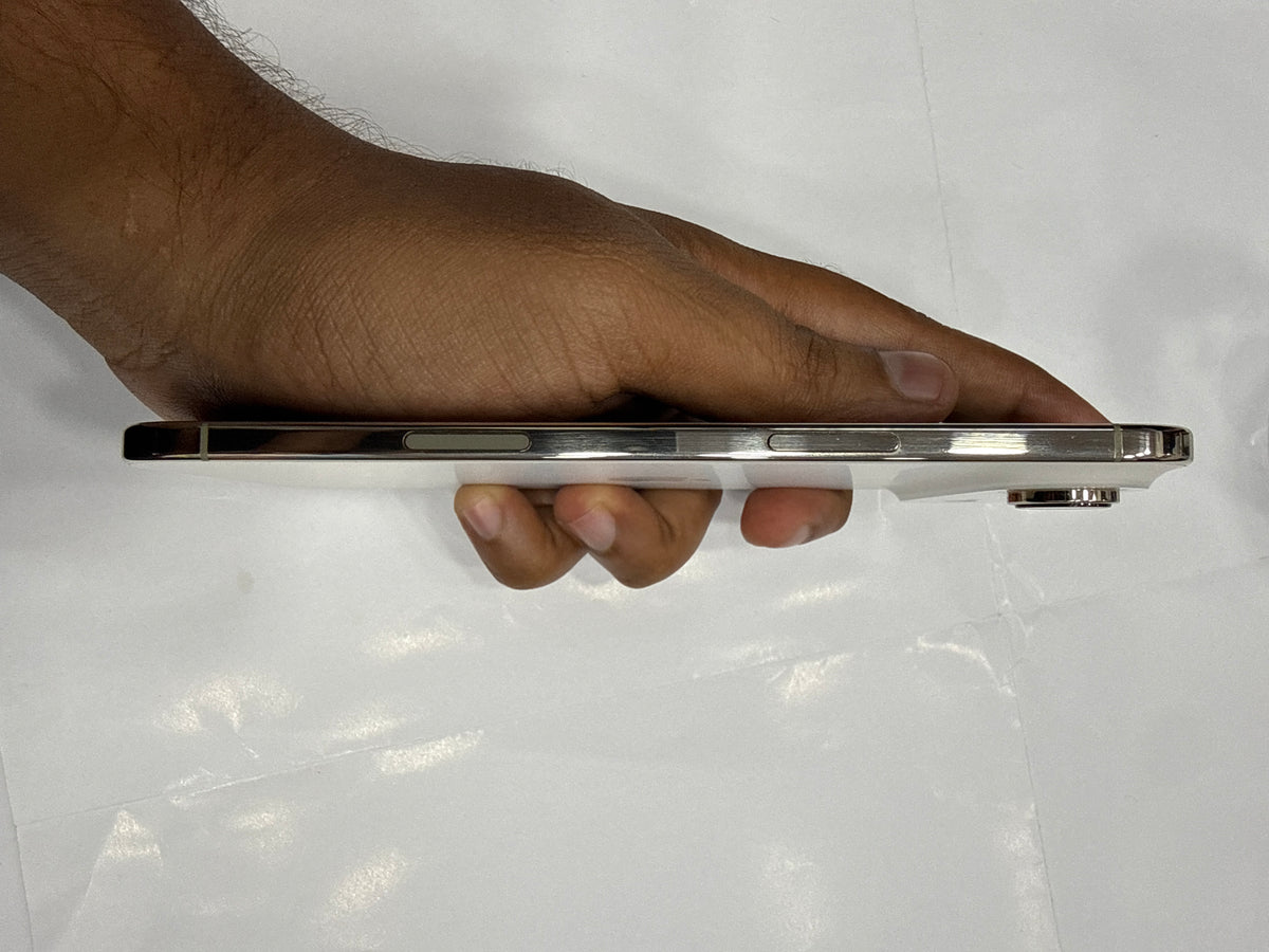 iPhone 17 Air 256 GB Light Gold