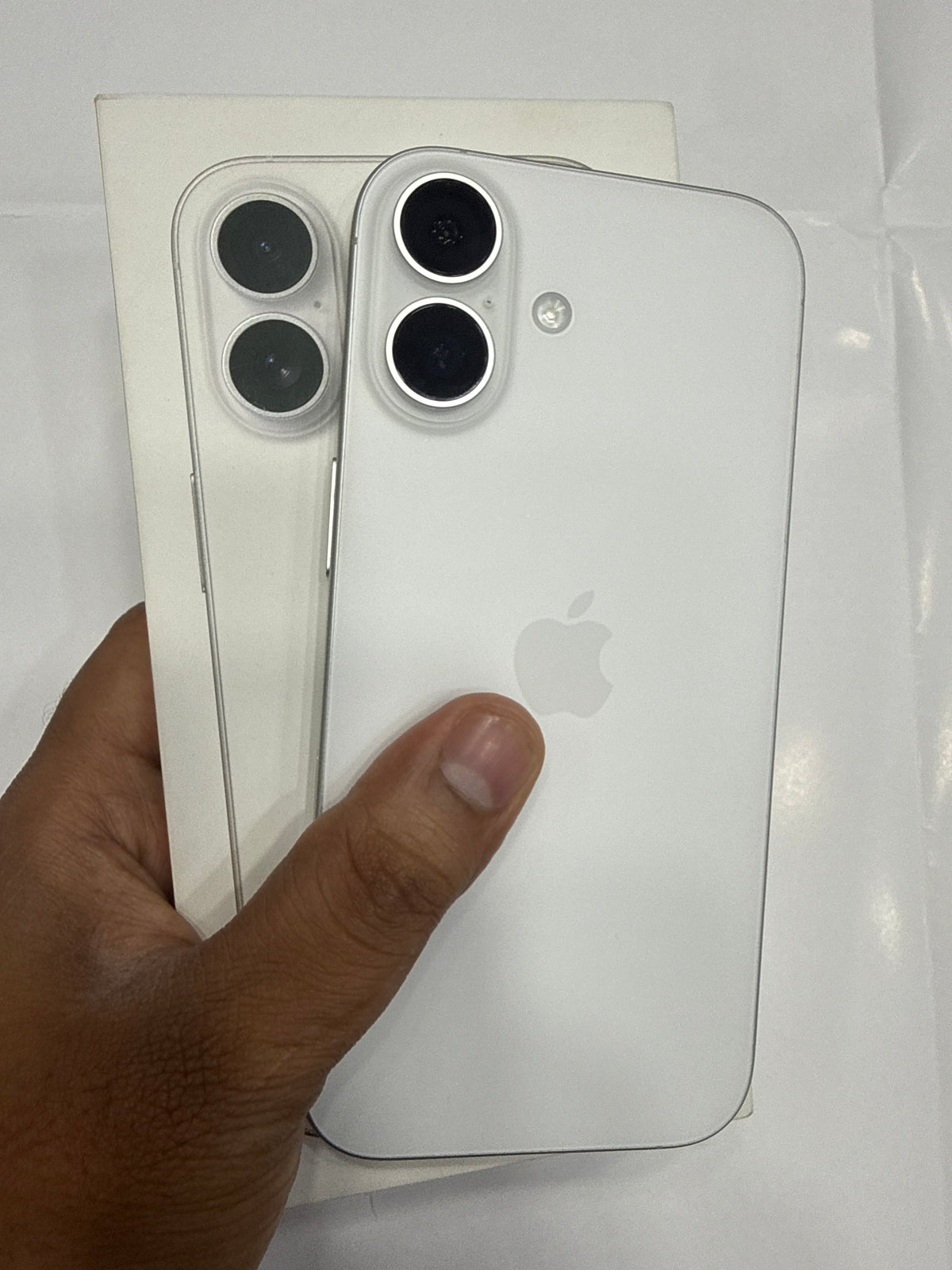 iPhone 17 256 GB White