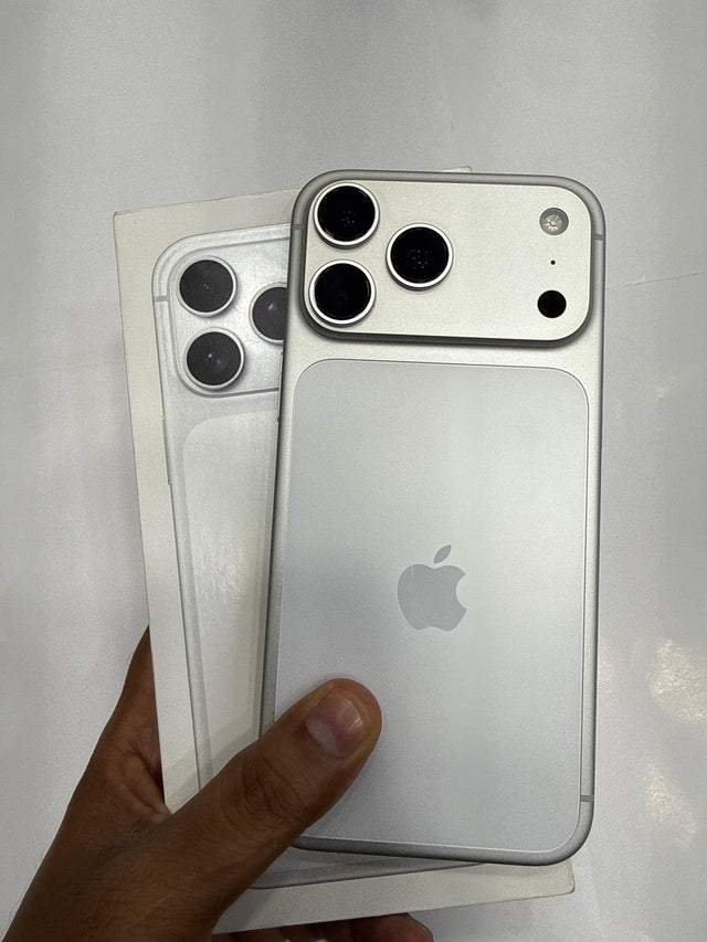 iPhone 17 Pro Max 512 GB Silver