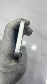 iPhone 17 (White, Pre-loved)