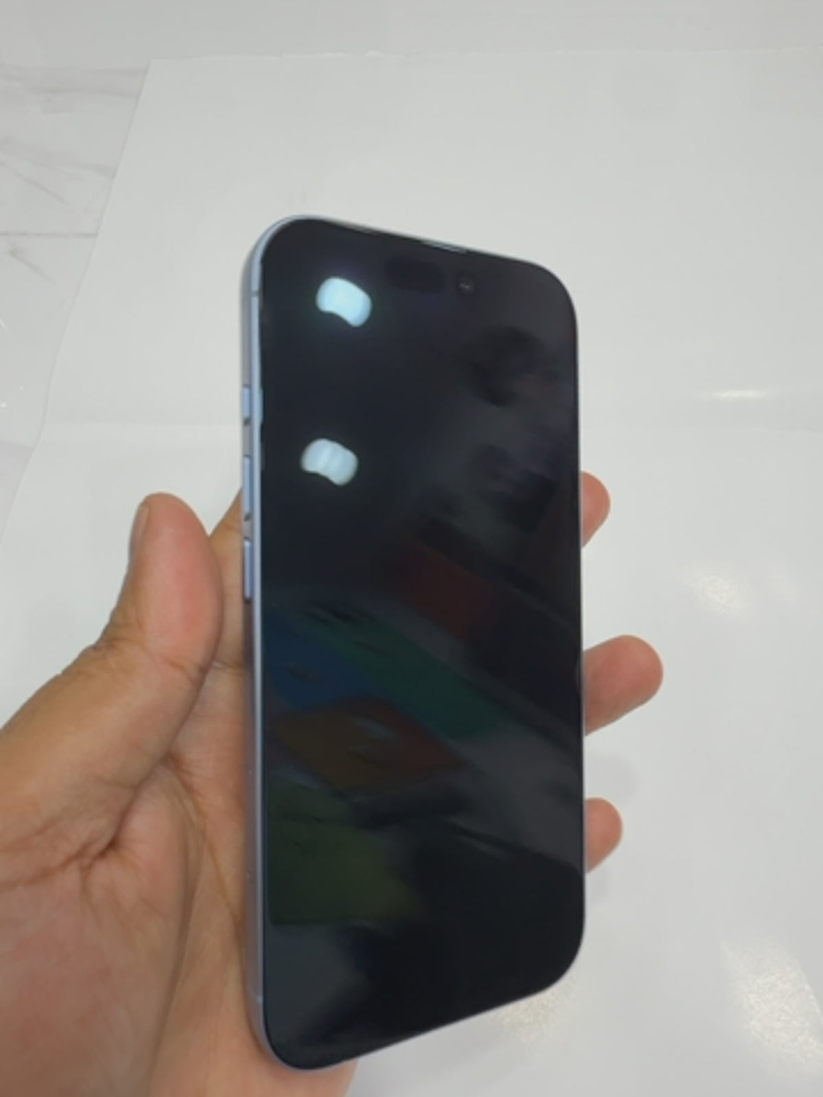 iPhone 17 (Mist blue, Pre-loved)