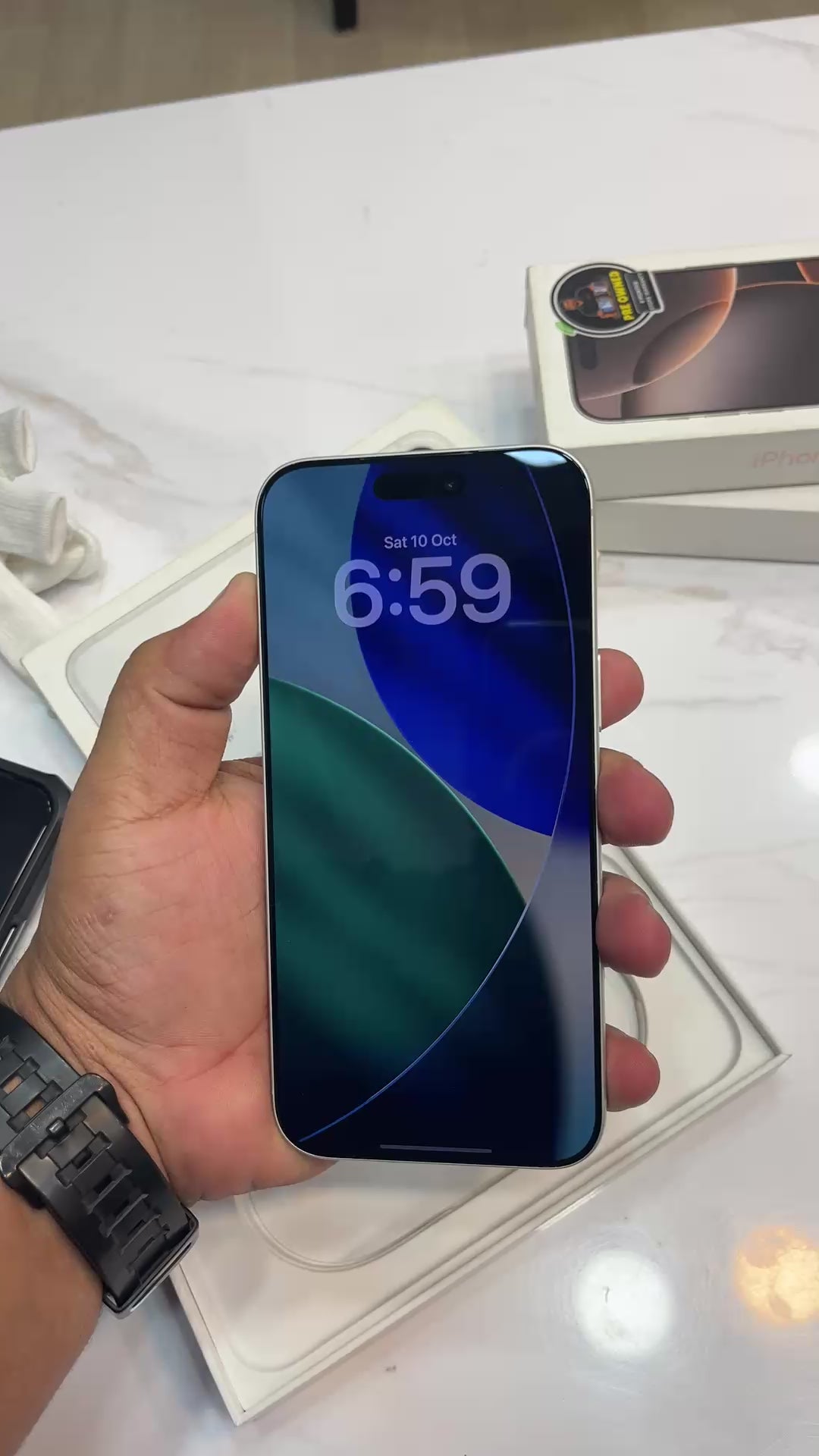 iPhone 17 Pro Max (Silver, Pre-loved)