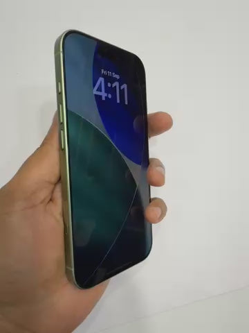 iPhone 17 (Sage, Pre-loved)