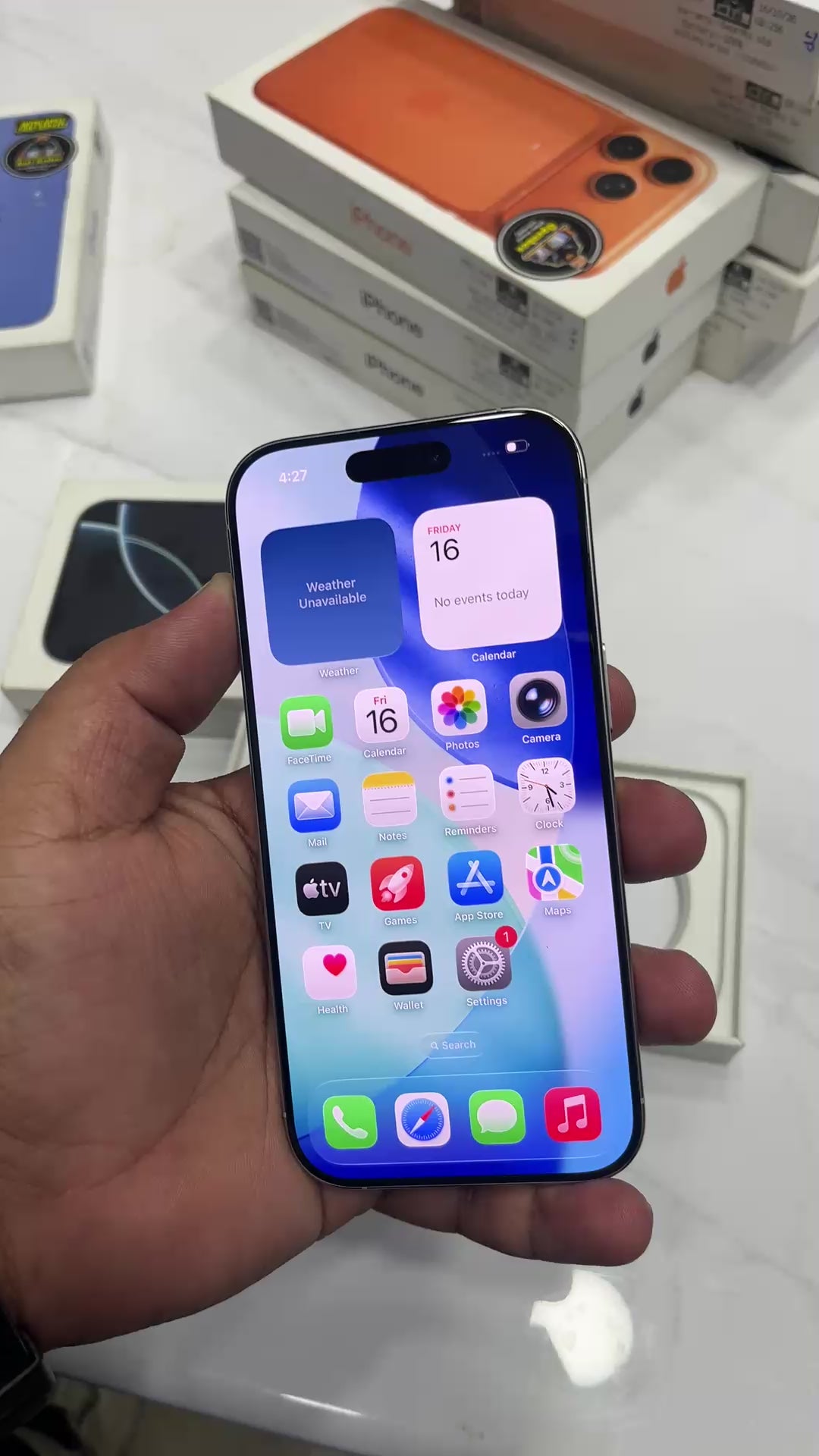 iPhone 16 Pro (White Titanium, Pre-loved)