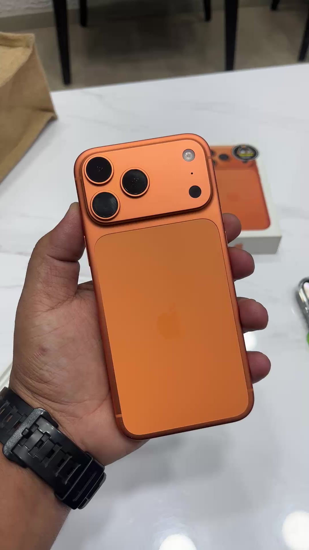 iPhone 17 Pro Max (Cosmic Orange, Pre-loved)