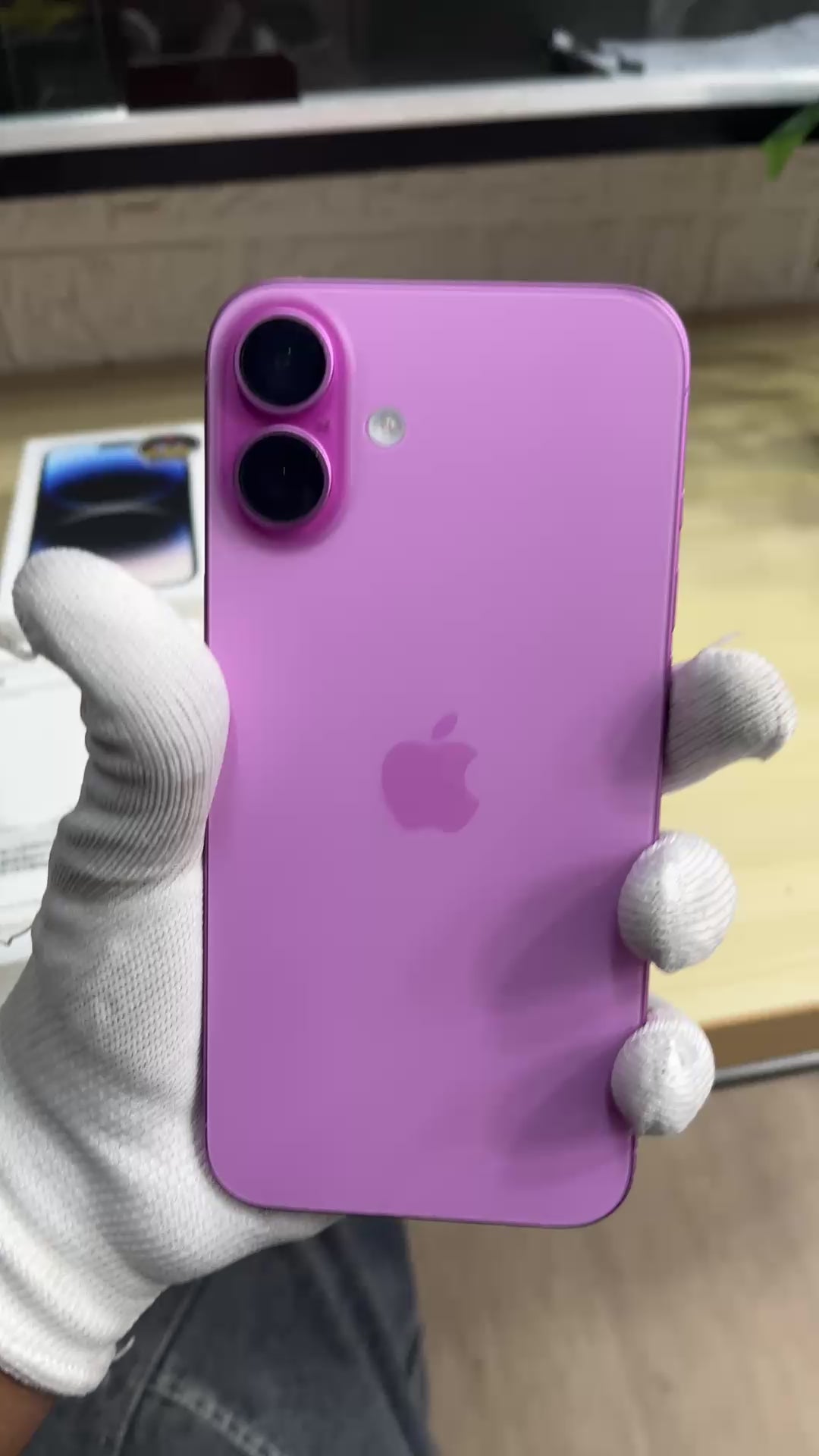 iPhone 16 Plus (Pink, Pre-loved)