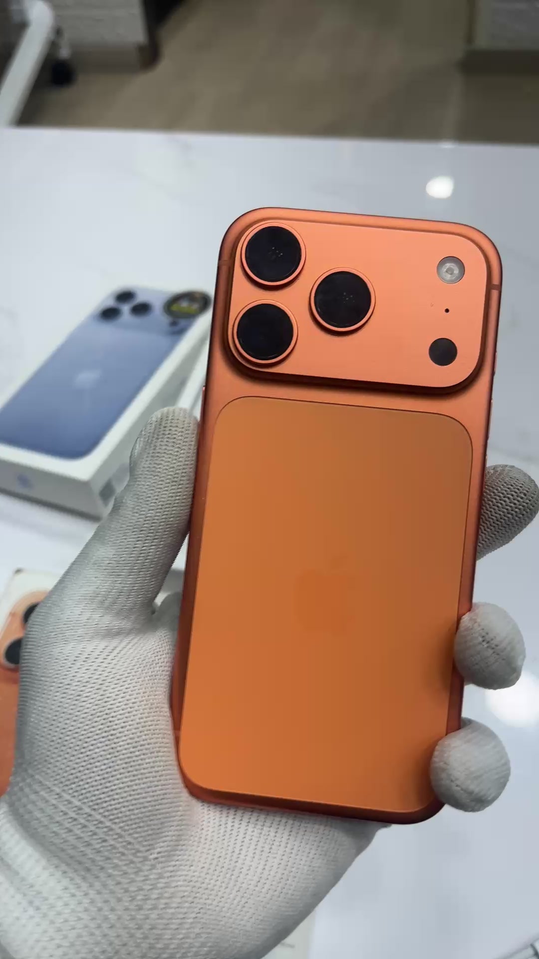 iPhone 17 Pro (Cosmic Orange, Pre-loved)