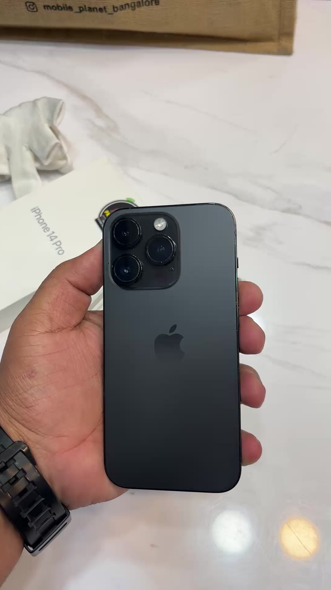 iPhone 14 Pro (Space Black, Pre-loved)