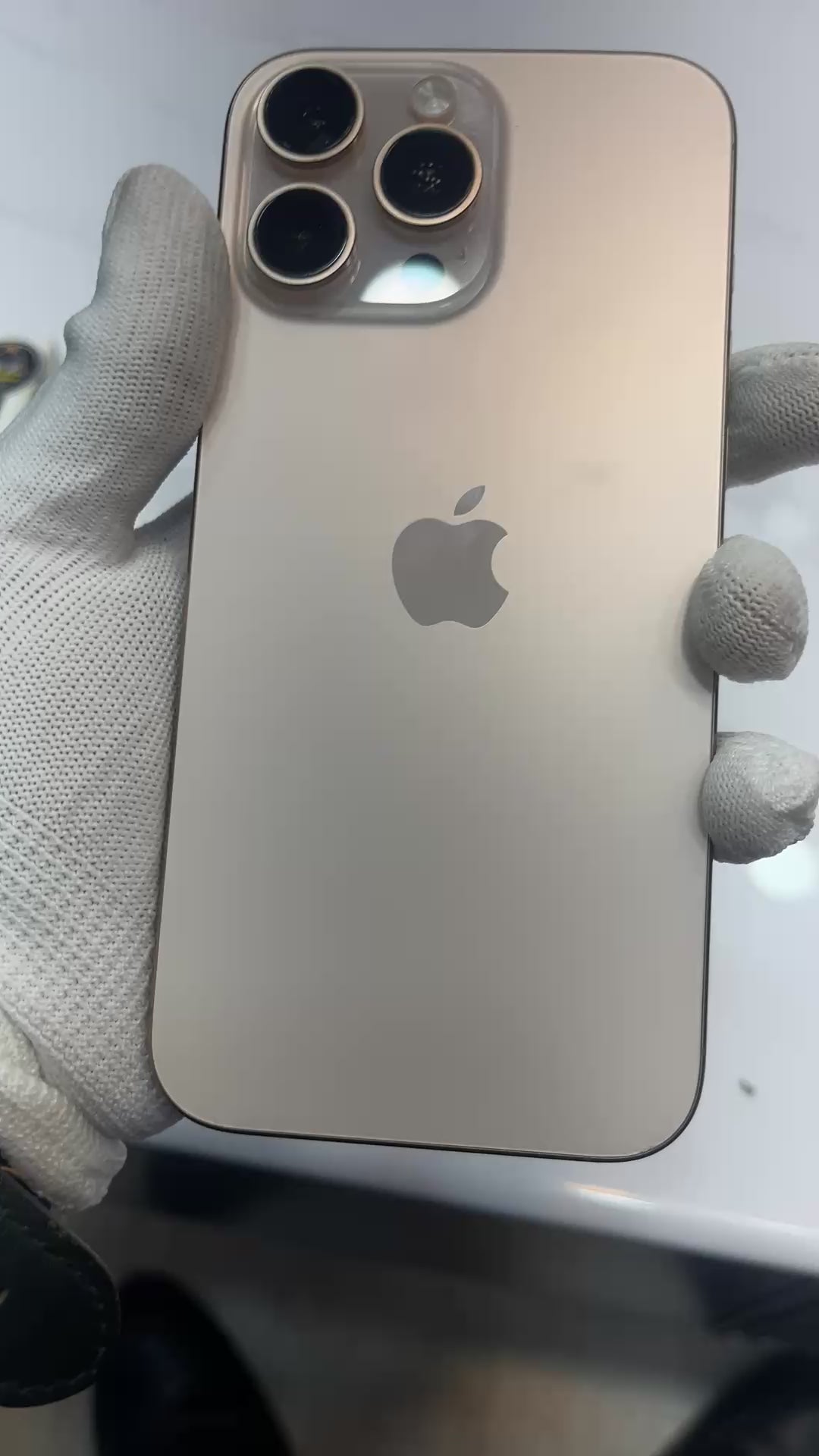 iPhone 16 Pro Max (Desert Titanium, Pre-loved)
